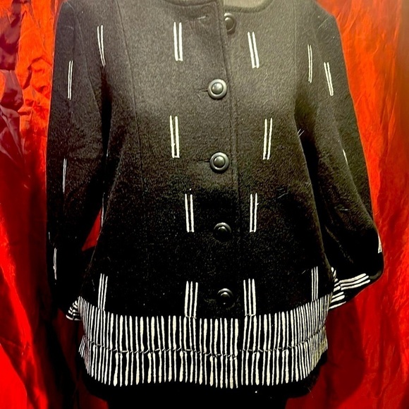 Large wool black-and-white classy sophisticated sweater - Picture 1 of 6